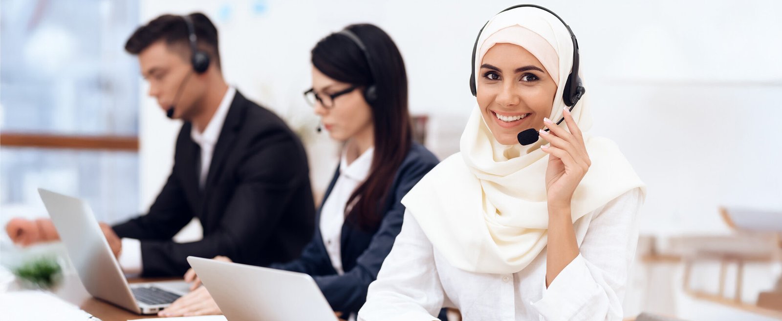 خمس فوائد لتعهيد خدمة العملاء في السعودية